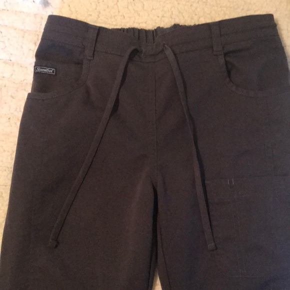 Gray scrub pants - Picture 2 of 4